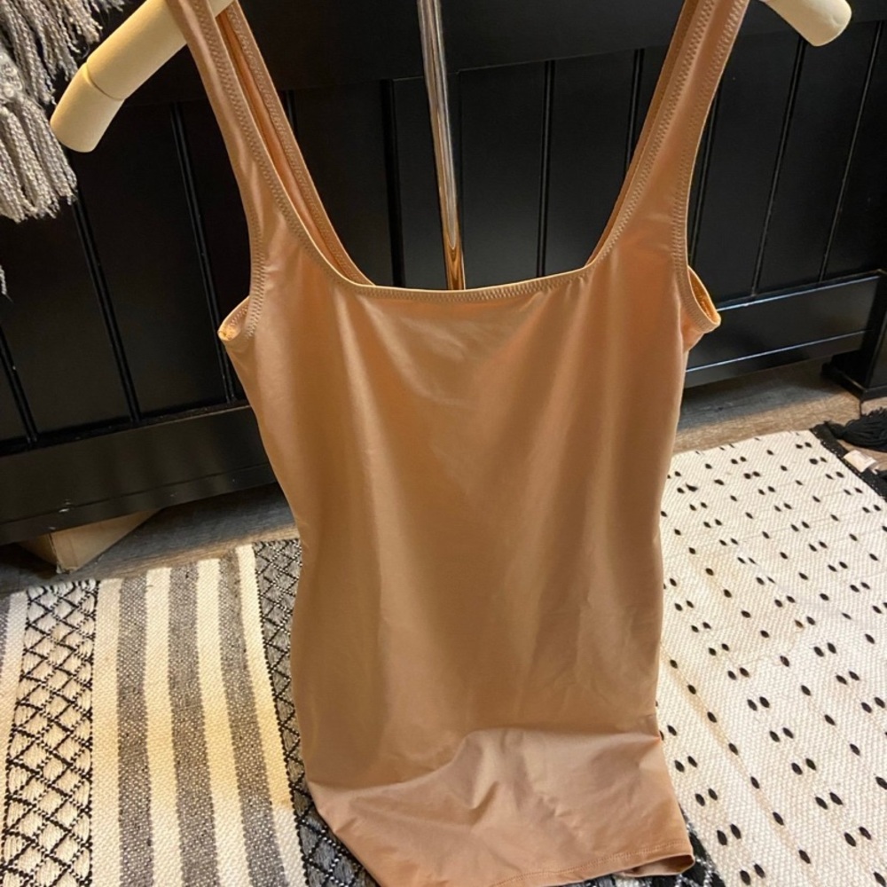 Women's Tan